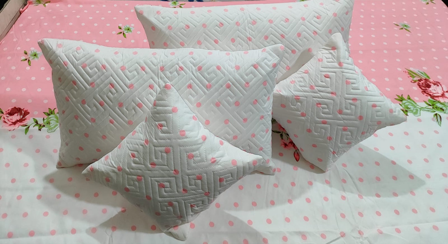Quilted 5 Pc Bedsheet Set ( 1 bedsheet + 2 cushions + 2 pillow covers)